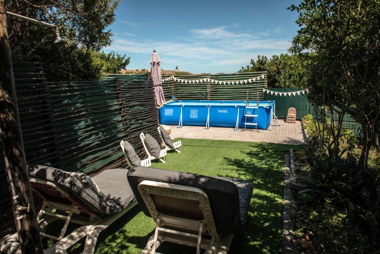 Paradise Self-Catering Units 제프리스 베이 외부 사진