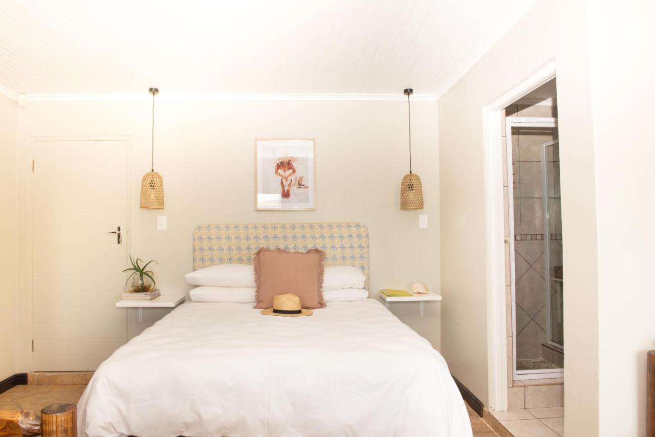 Paradise Self-Catering Units 제프리스 베이 외부 사진
